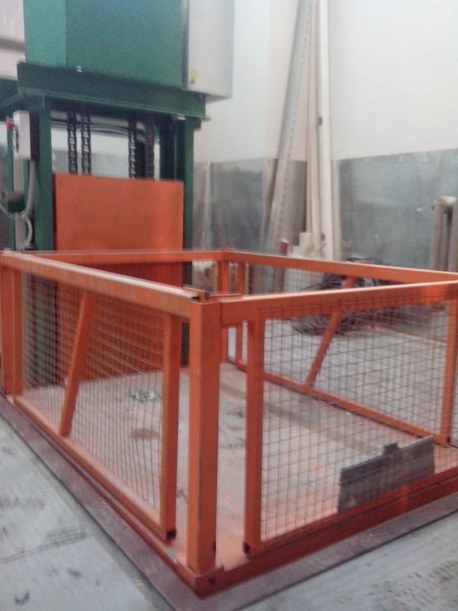 Консольный подъемник, 500 кг, Владивосток