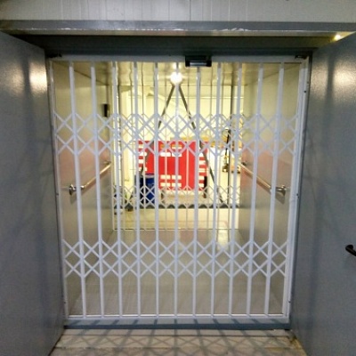 Грузопассажирский подъемник